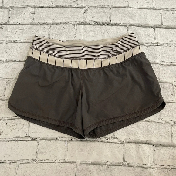 Lululemon Groovy Run Short Soot Light / Slalom Stripe Angel Wing / Hyper Size 6 - Picture 1 of 6